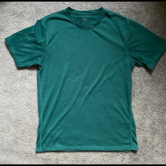 Fabletics Men Front Row Tee - Picture 2 of 2